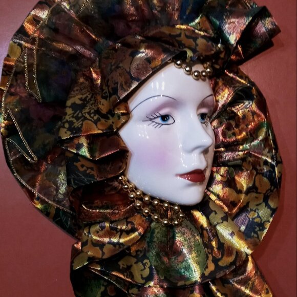 Other - Dynamic Vintage Art Deco Ceramic Mask Brocade Lady Wall Hanging